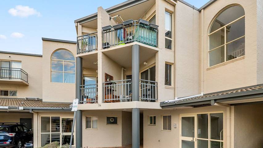 Vacation apartment for 2 people, with balcony/terrace in Canberra