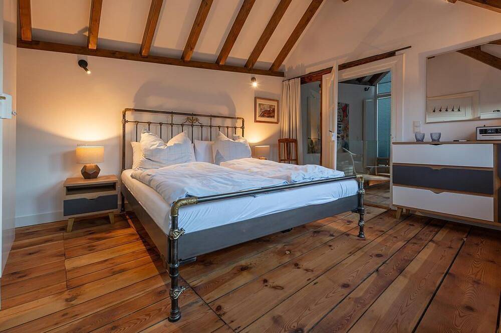 Das kleine Winzerhaus in Deidesheim, Pfälzer Rheinebene