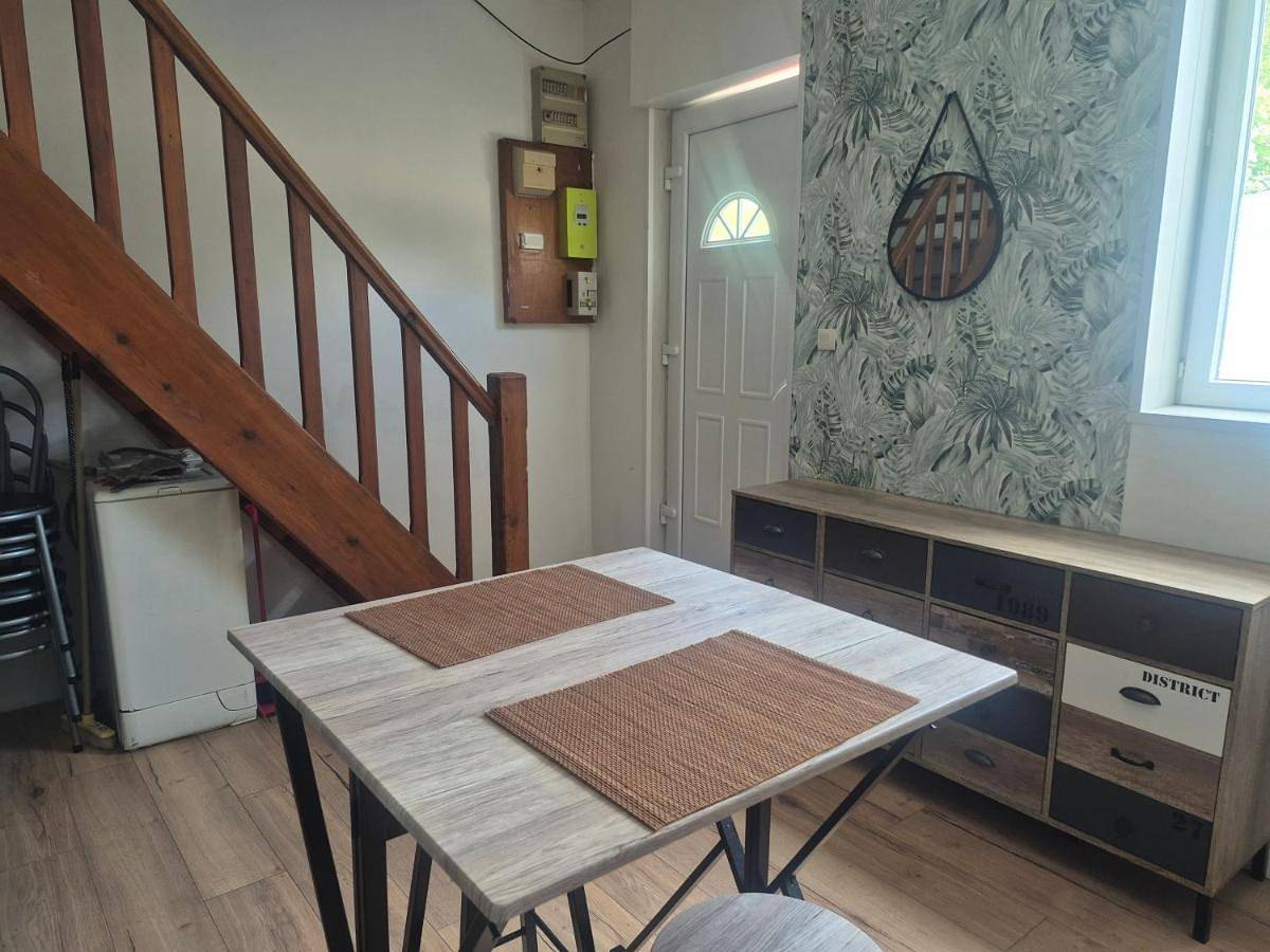 Maison de ville à 10 min du Pal in Dompierre-sur-Besbre, Allier