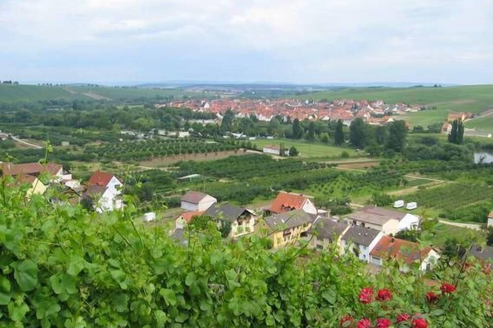 Ganze Wohnung, Gemütliche Ferienwohnung 115 qm in Nordheim am Main, Fränkisches Weinland