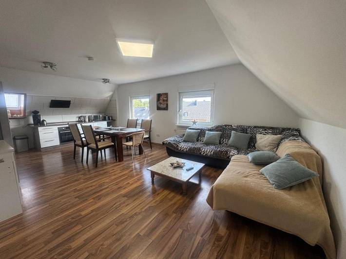 Ferienwohnung für 9 Personen, mit Ausblick und Garten