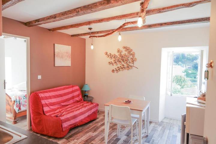 Gîte pour 4 personnes, avec Terrasse et Jardin à Prades (Rhône-Alps)