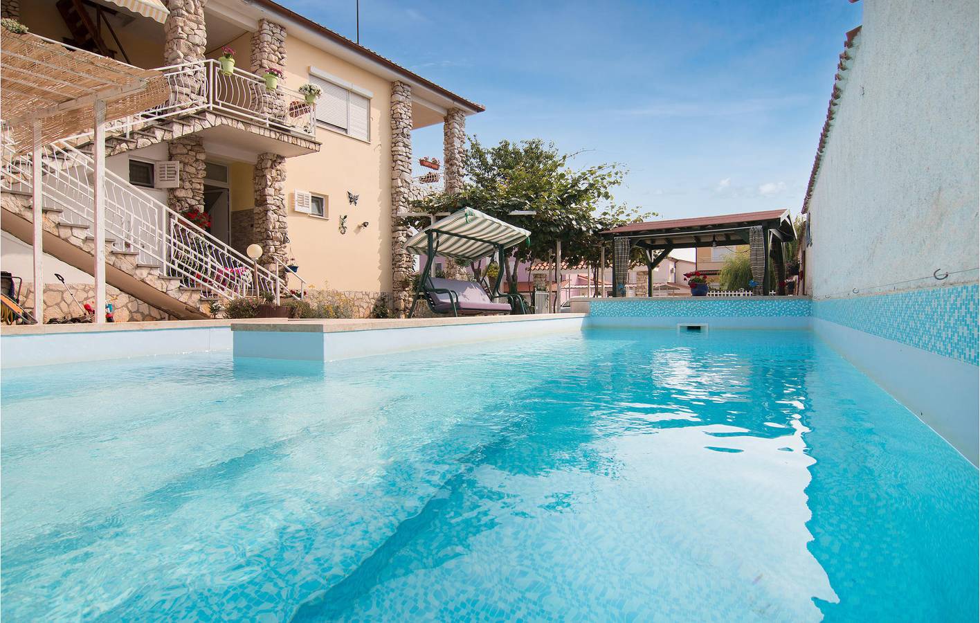 Ganze Ferienwohnung, Ferienwohnung für 2 Personen mit Terrasse in Valbandon, Südküste Istrien