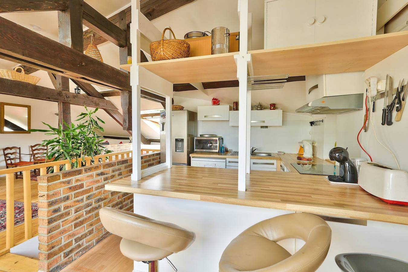 Ganze Wohnung, Rustic Bohemian Duplex in Meudon in Meudon, Hauts-de-Seine