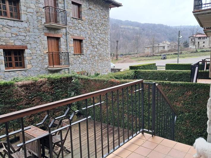 Gîte pour 4 personnes, avec jardin et vue à Vilallonga de Ter - 3