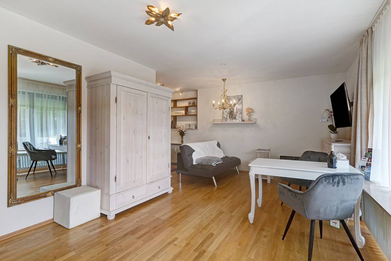 Ganzes Studio, Einzimmerapartment 'Ribeiro Ninho de Cuco' mit Balkon und Wlan in Schönwald im Schwarzwald, Südschwarzwald