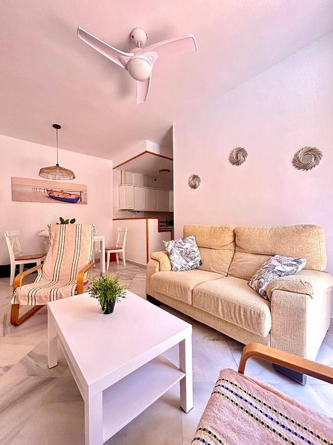 Apartamento de férias para 4 pessoas, com jardim e piscina em Islantilla