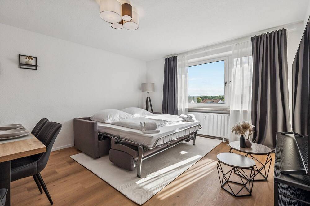 Ganze Wohnung, Modernes Apartment 90qm | 3 Schlafzimmer | Balkon | In Nähe des Phantasialands in Wesseling, Rhein-Erft-Kreis