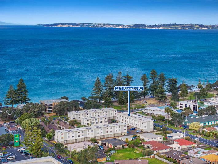 Ganze Wohnung, Direkt gegenüber dem Strand! in Auckland Council
