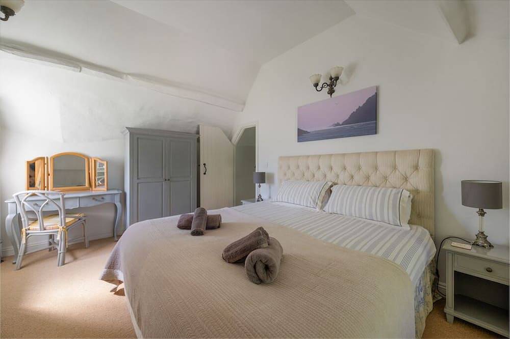 Putsborough Manor Cottage (4 + sofá cama + cuna) Perros Tenis Playa Jacuzzi Tv Sky in Croyde, Devon