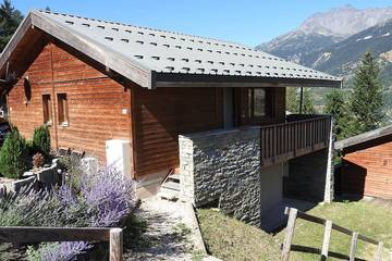 Chalet pour 8 personnes, animaux acceptés dans La Norma