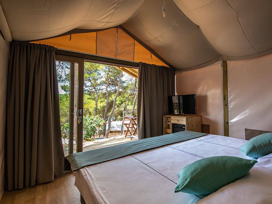 Arena One99 Glamping - Tent 2 persons - Mini Lodge in Pomer, Południowe Wybrzeże Istrii
