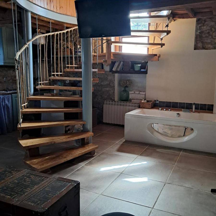 Apartamento entero, Three-Bedroom Apartment with Water View in Caravia, Costa Verde