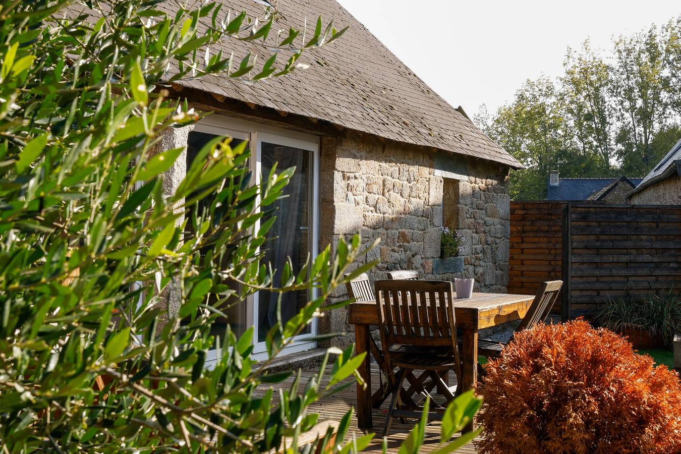 Atypical Family Loft in Former Stable with Sauna and Jacuzzi in Cléguérec, Pontivy region