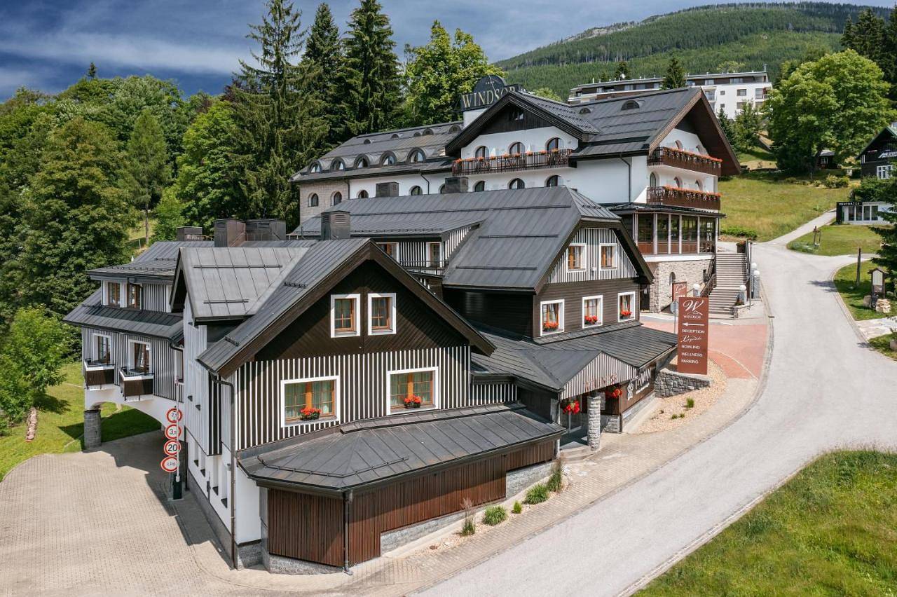 Wellness Hotel Windsor in Spindlermühle, Region Trautenau