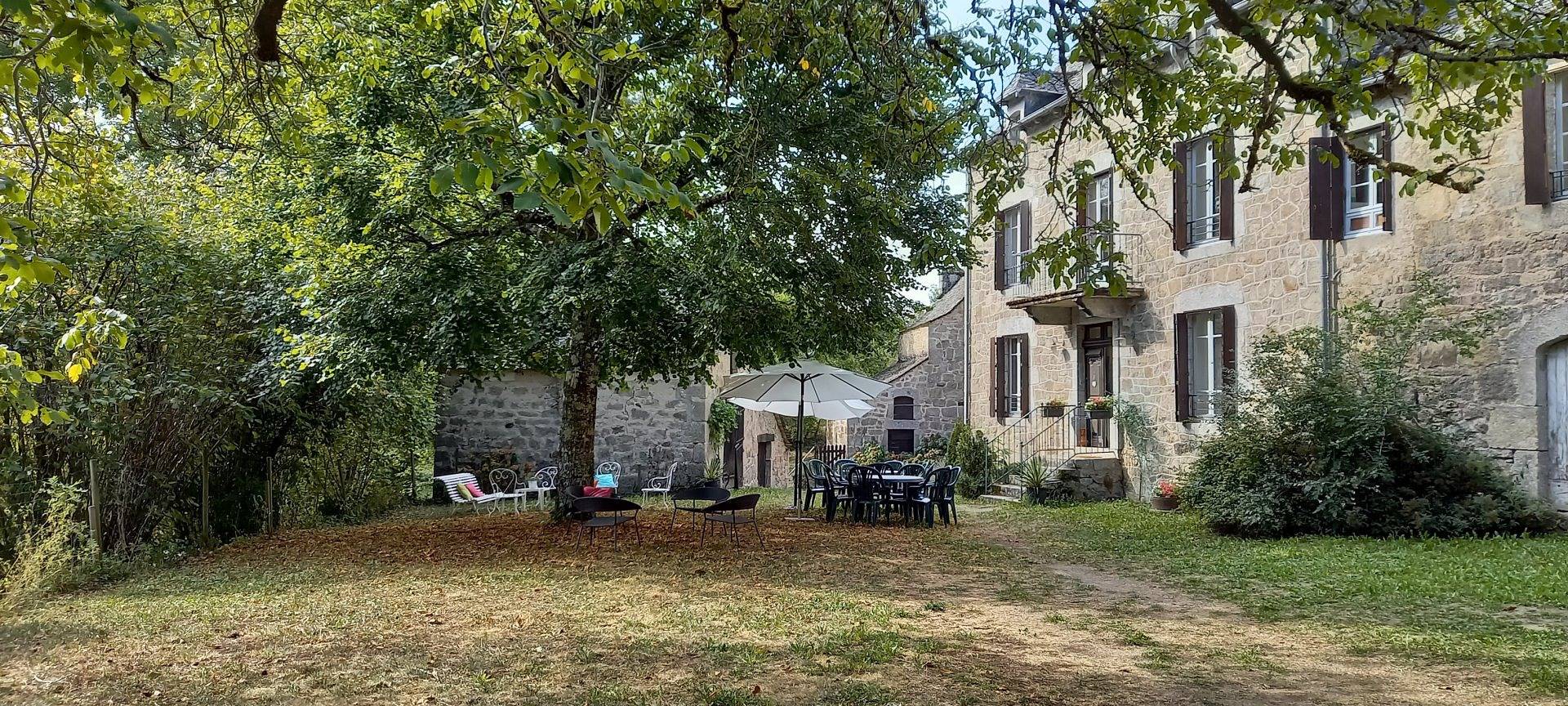 Gïte "La Caussonèze" au Pied de l'Aubrac -15pers - Piscine in Florentin-la-Capelle, Parc naturel régional de l'Aubrac