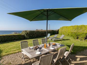 Gîte pour 6 personnes, avec terrasse et jardin à Plouescat