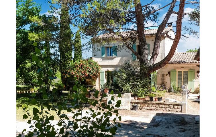 Location de vacances pour 10 personnes, avec terrasse, animaux acceptés à Saint-Rémy-de-Provence - 3