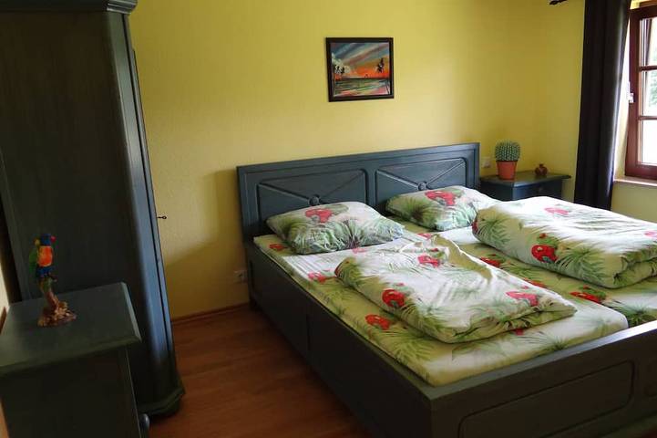 Appartement entier, Urlaub mit dem Haustier im Wald in Wiethagen, Rostock