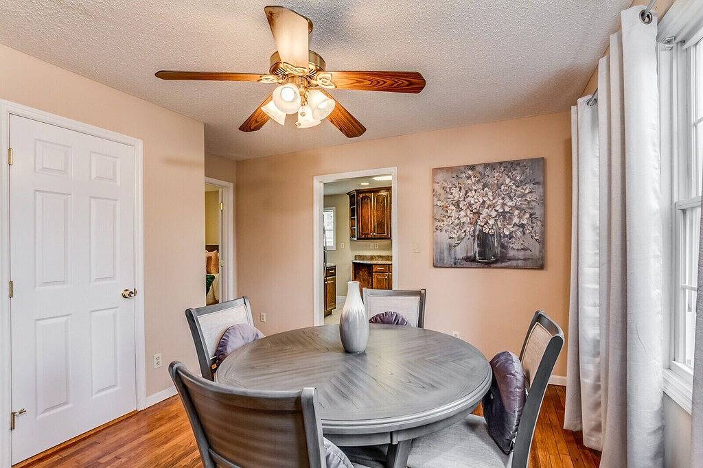 The Gray Villa- 2.8 Miles to Bryant-Denny Stadium in Tuscaloosa, Tuscaloosa County