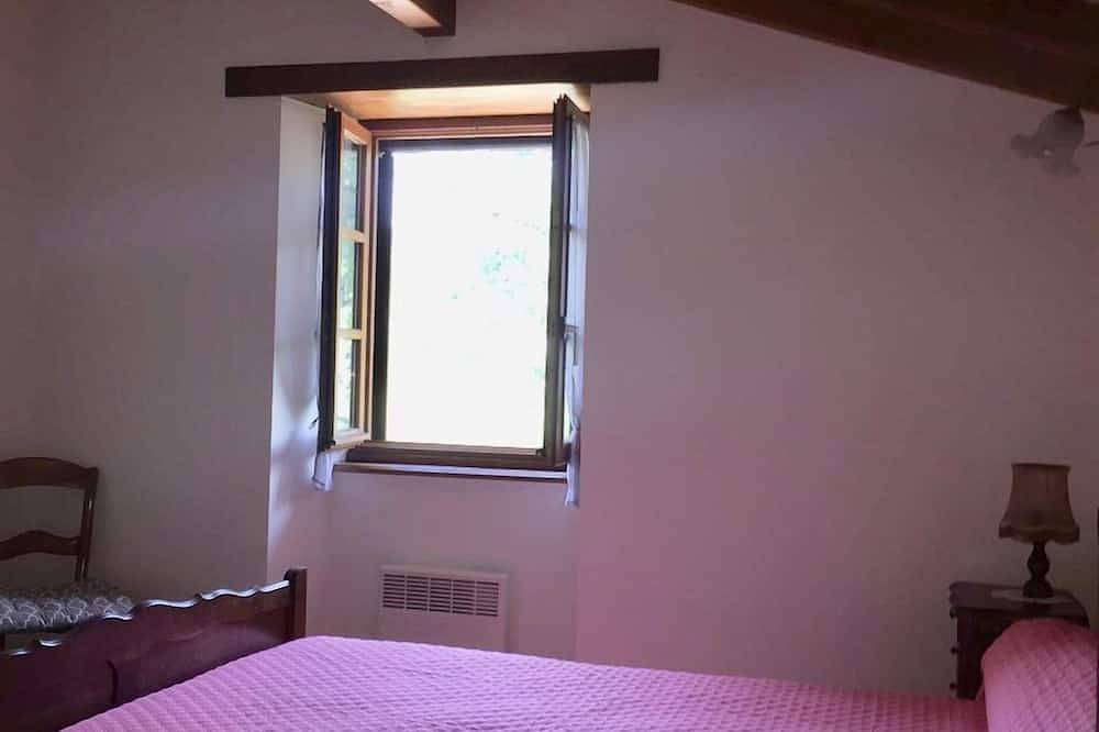 Casa de carácter con Encanto 4-5 personas, vistas a la montaña in San Juan Pie de Puerto, Region de Bayona