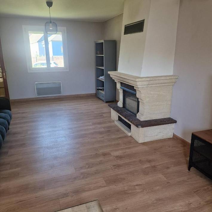 Location de vacances pour 6 personnes, avec vue et terrasse à Laillé - 2