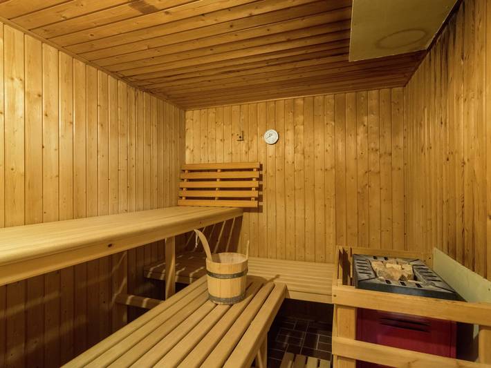 Ferienwohnung für 4 Personen, mit Whirlpool und Terrasse sowie Pool und Sauna im Kleinwalsertal - 4