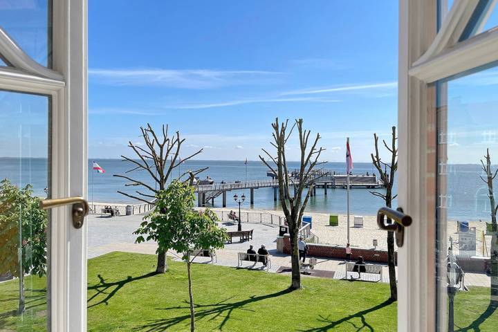 Ferienhaus mit Meerblick für 5 Personen, mit Whirlpool und Balkon, kinderfreundlich in Nordfriesland - 2