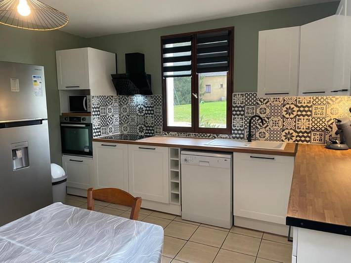 Location de vacances pour 14 personnes, avec jardin ainsi que vue et piscine, animaux acceptés à Atur - 4