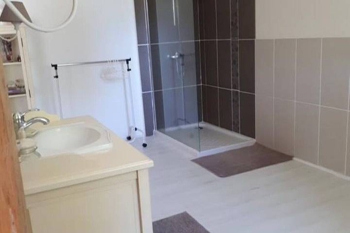 Location de vacances pour 2 personnes à Saint-Martin-de-Fressengeas - 2