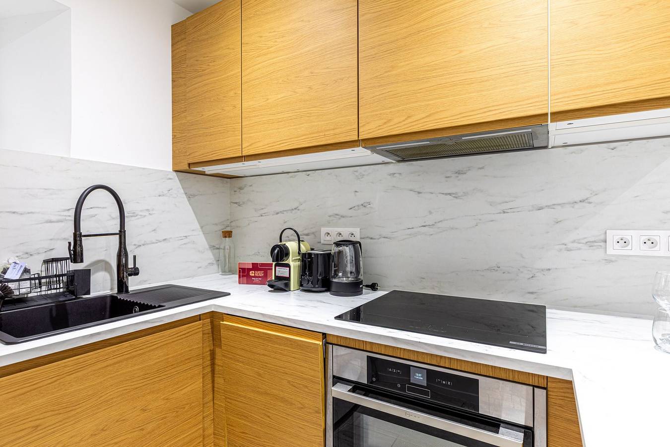 Apartamento entero, Guestready - Bright & Neat stay near Paris in Nanterre, Altos del Sena