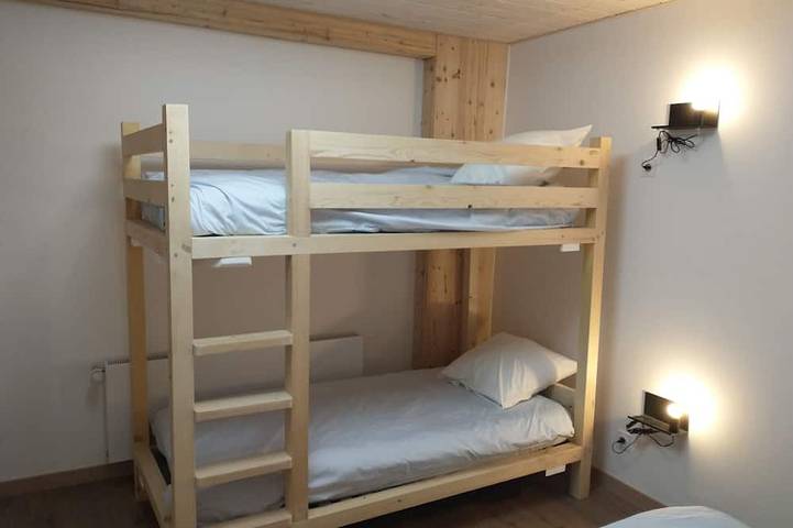 Ganze Wohnung, Gite le Saint Nicolas, Appartement 6 Personnes in La Rixouse, Regionaler Naturpark Hochjura