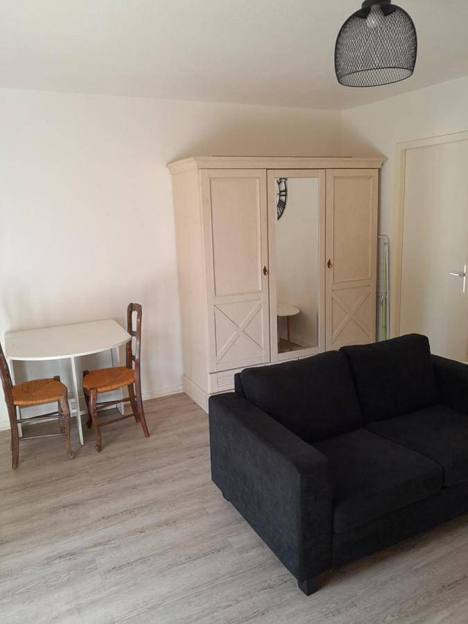 Gîte pour 2 personnes, avec jardin à Challes-les-Eaux - 4