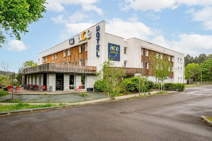 Hotel para 5 personas, con terraza - 1