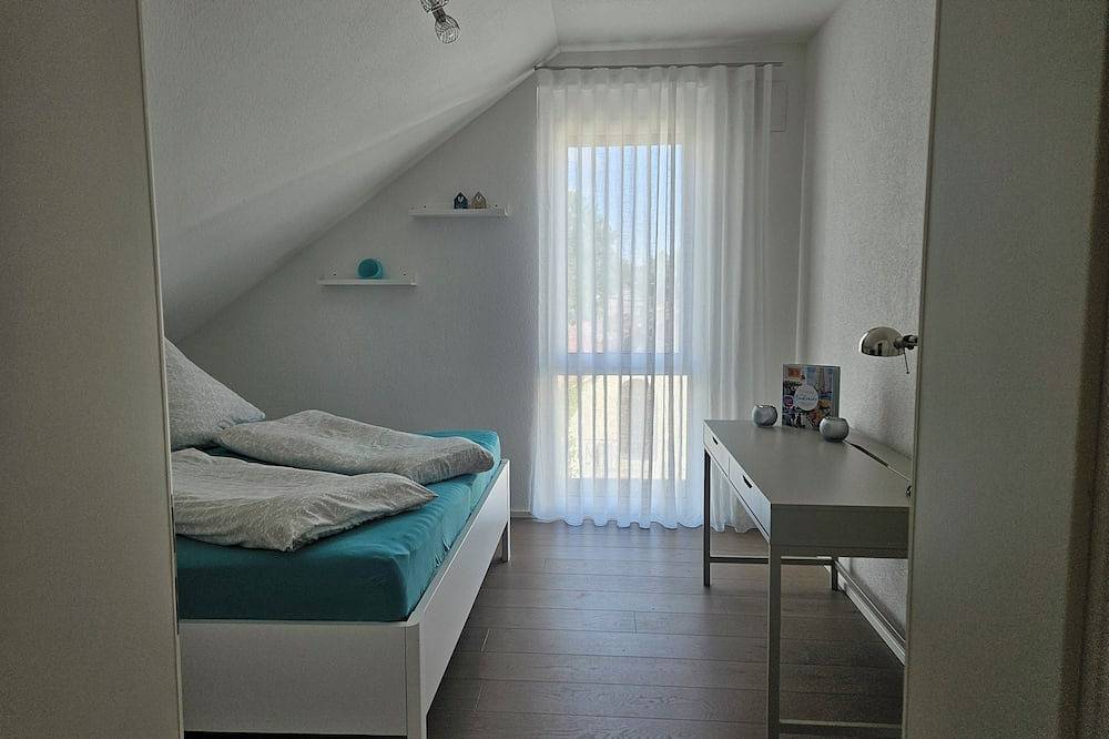 Ganze Wohnung, Sehr attraktive luxuriöse Wohnung mit herrlichem Alpenblick! in Markdorf, Region Bodensee-Oberschwaben