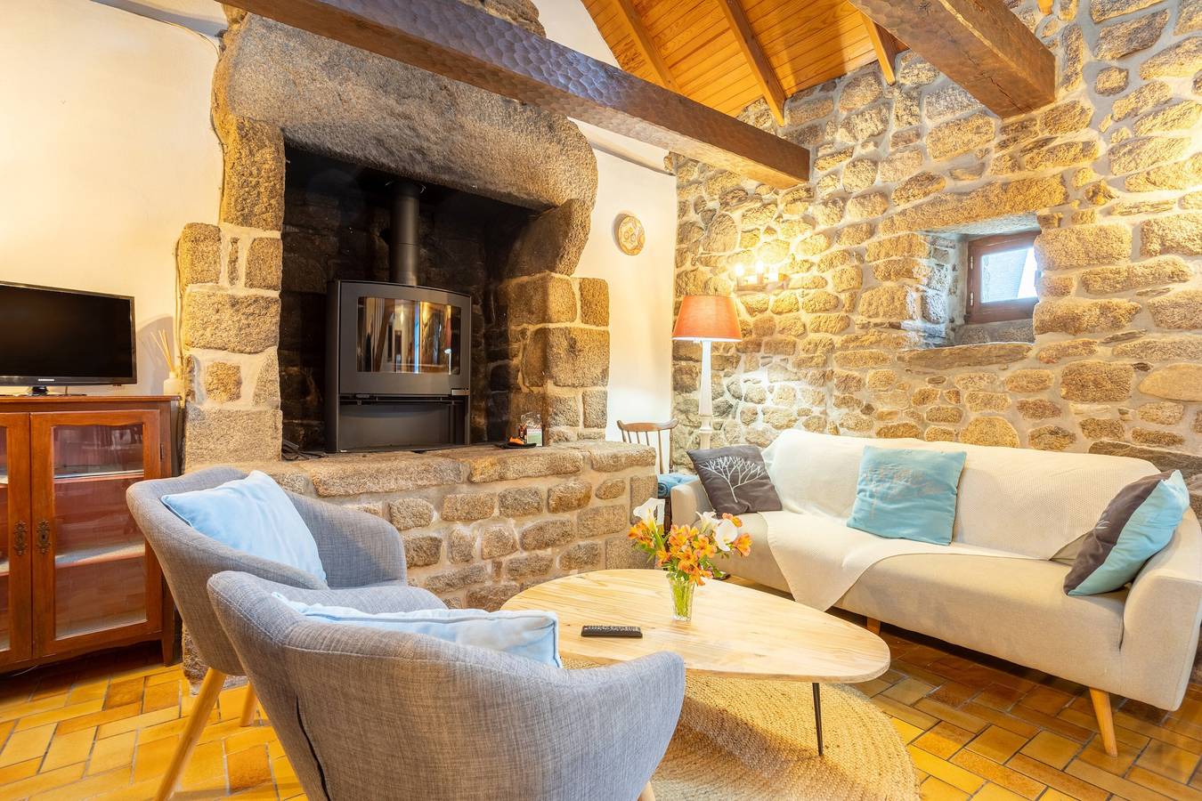 Maison bretonne de caractère avec piscine partagée  in Ergué-Gabéric, Région de Quimper