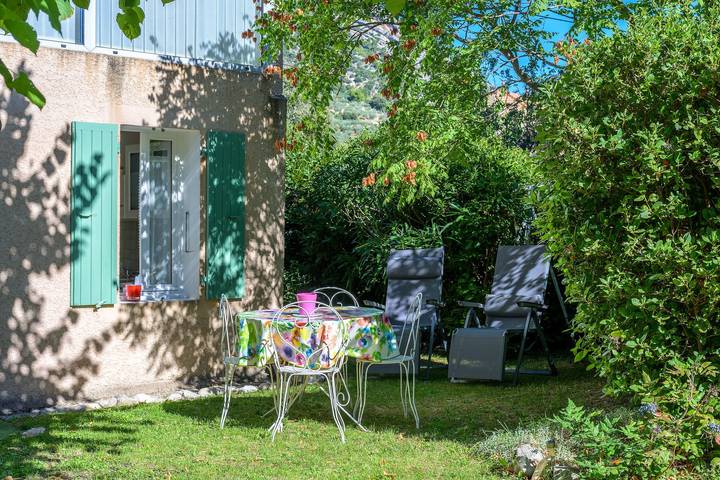 Gîte Des Pivoines: Romantic Getaway in the South in Buis-les-Baronnies, Nyons region
