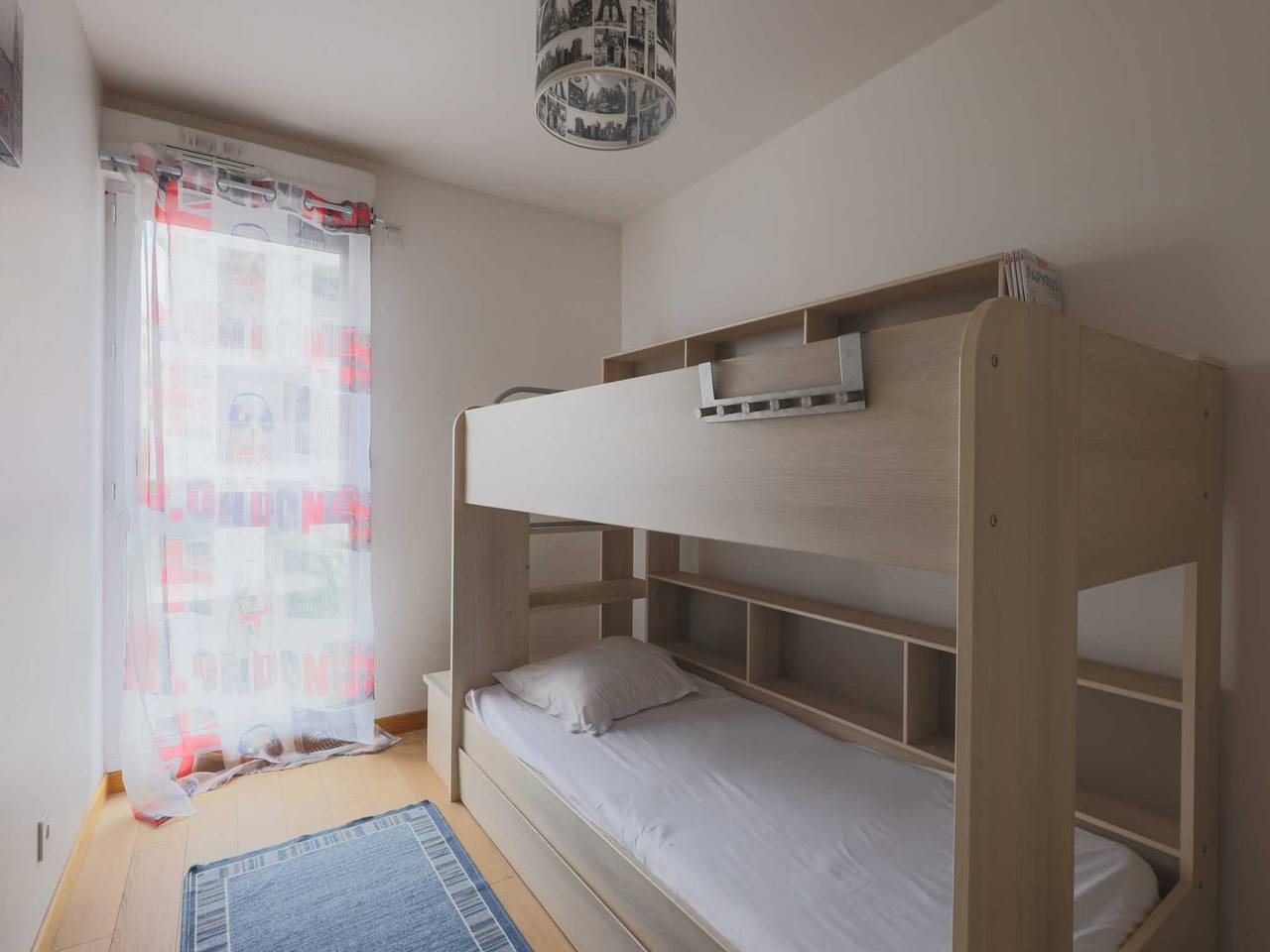 Appartement entier, Appartement climatisé 2 chambres/6 personnes - Stouen/Grand Parc in Saint-Ouen, Seine-Saint-Denis