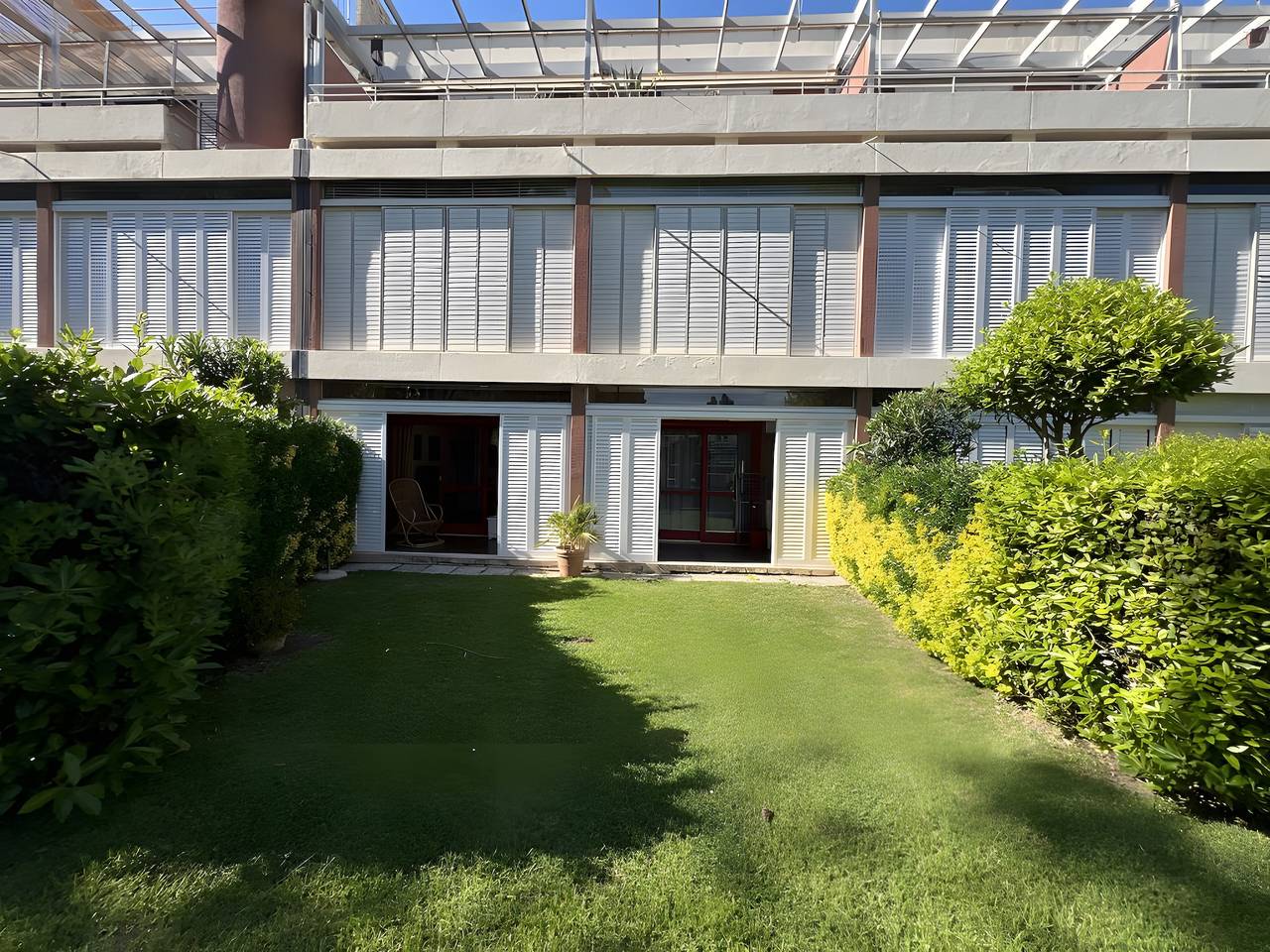 Appartement entier, Appartement 'Casa Vacanze Simonetta avec jardin', piscine partagée, jardin privé et climatisation in Marina di Bibbona, Bibbona