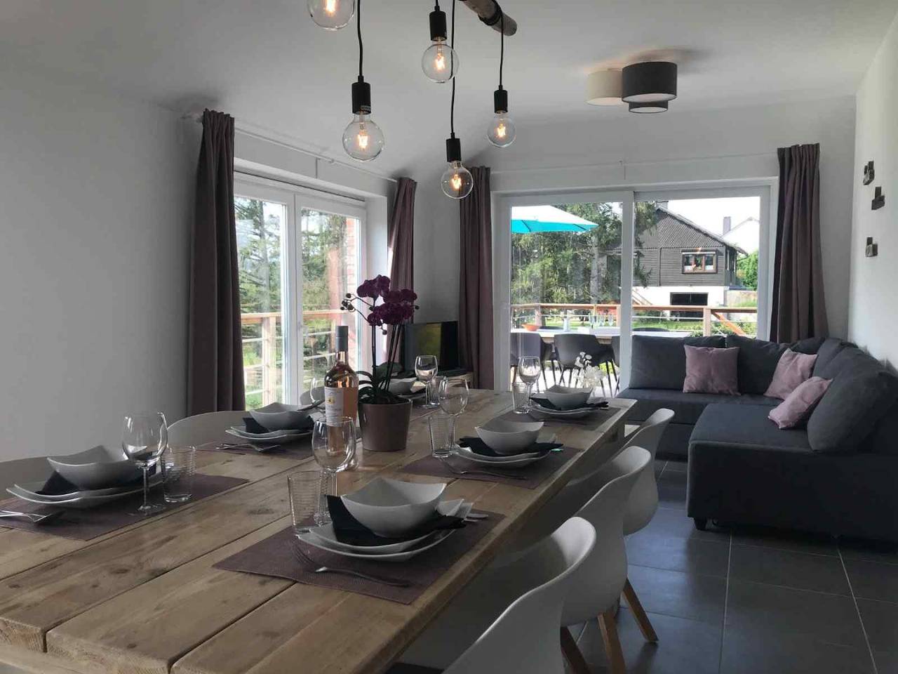 Beautifully situated 6 person private holiday home in the Ardennes near Dinant in Wellin, Neufchâteau region