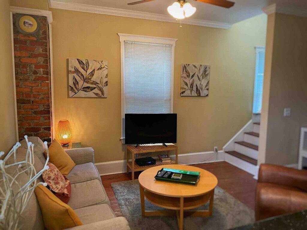 Ganze Wohnung, Condo Riviere Stay Downtown! Walk everywhere! in Wilmington, New Hanover County