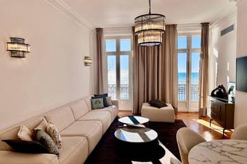 Gîte pour 6 personnes, avec balcon dans Opera De Nice