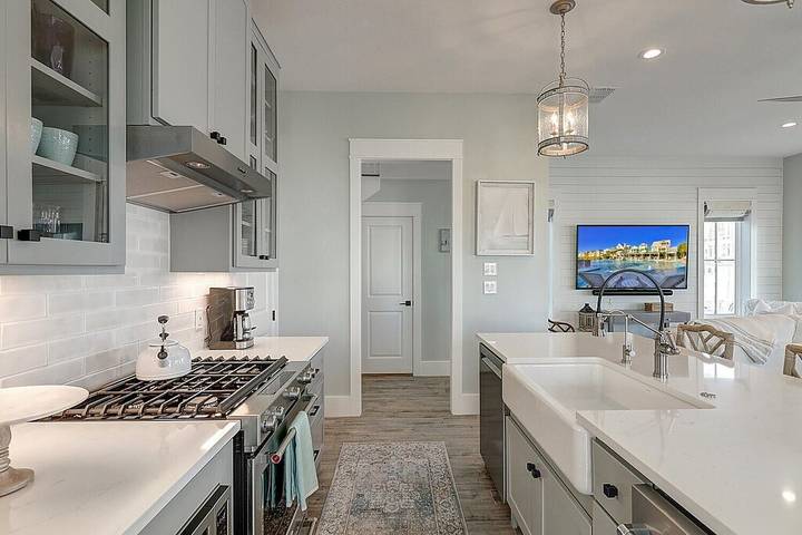 Vacation house for 10 people, with pool and balcony in Port Aransas