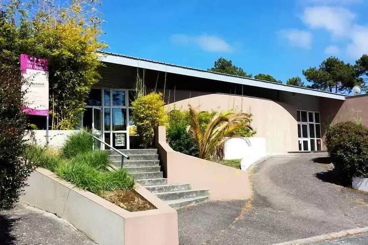 Gîte pour 4 personnes, avec balcon dans Bombannes - 3