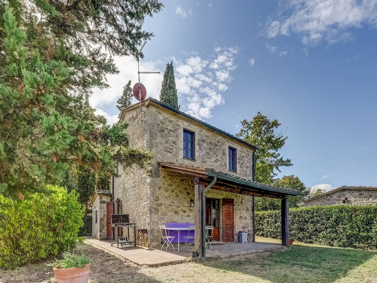 Tipica casa di campagna con piscina in San Casciano dei Bagni, Siena e dintorni