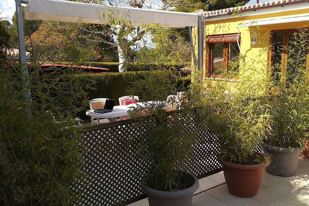 Tradition Naturelle in Biar, Alicante l'intérieur des terres