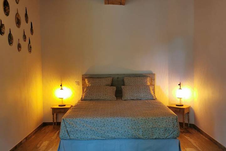 Location de vacances pour 8 personnes, avec jardin et terrasse à La Vernelle - 3