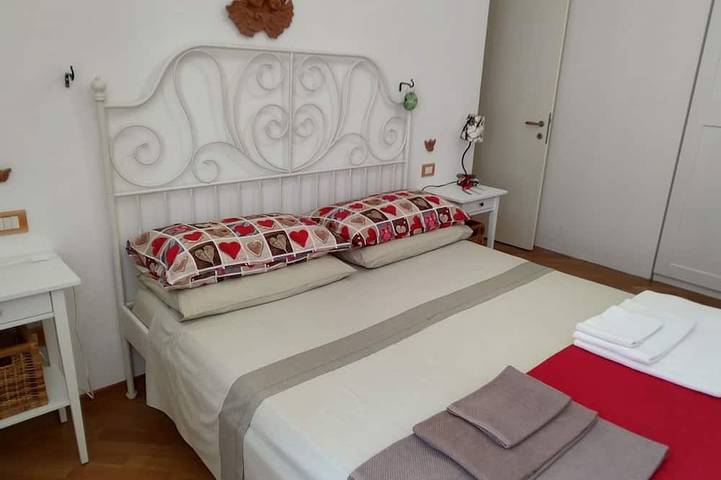 Entire apartment, Apartment In Full Historical Center in Pesaro, Valle del Metauro