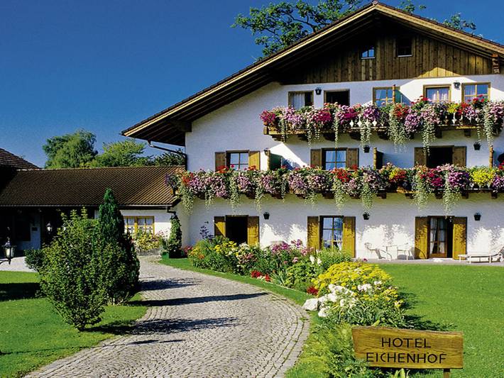 Hotel, mit Terrasse und Garten