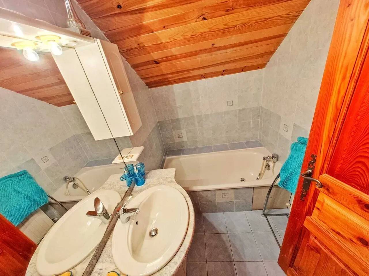 Appartement entier, Appartement confortable à Châteauroux-les-Alpes, 65 m² in Châteauroux-les-Alpes, Parc national des Écrins